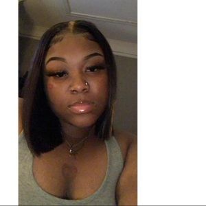 Meet your Posher, Beca